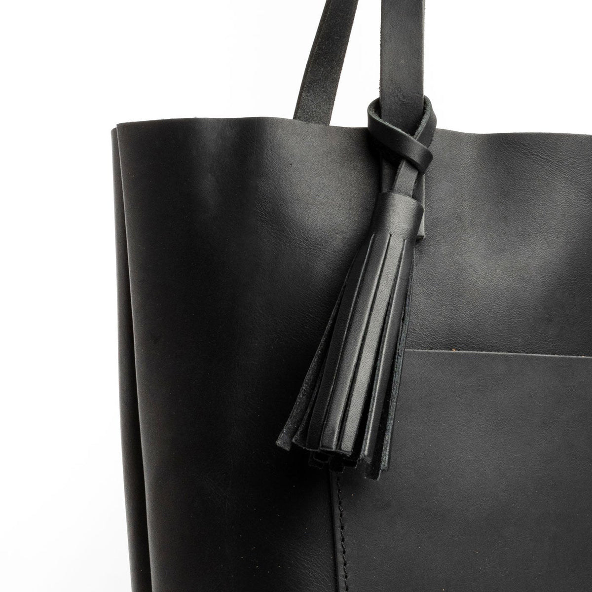 Black*Large | Fringed leather tassel with leather loop