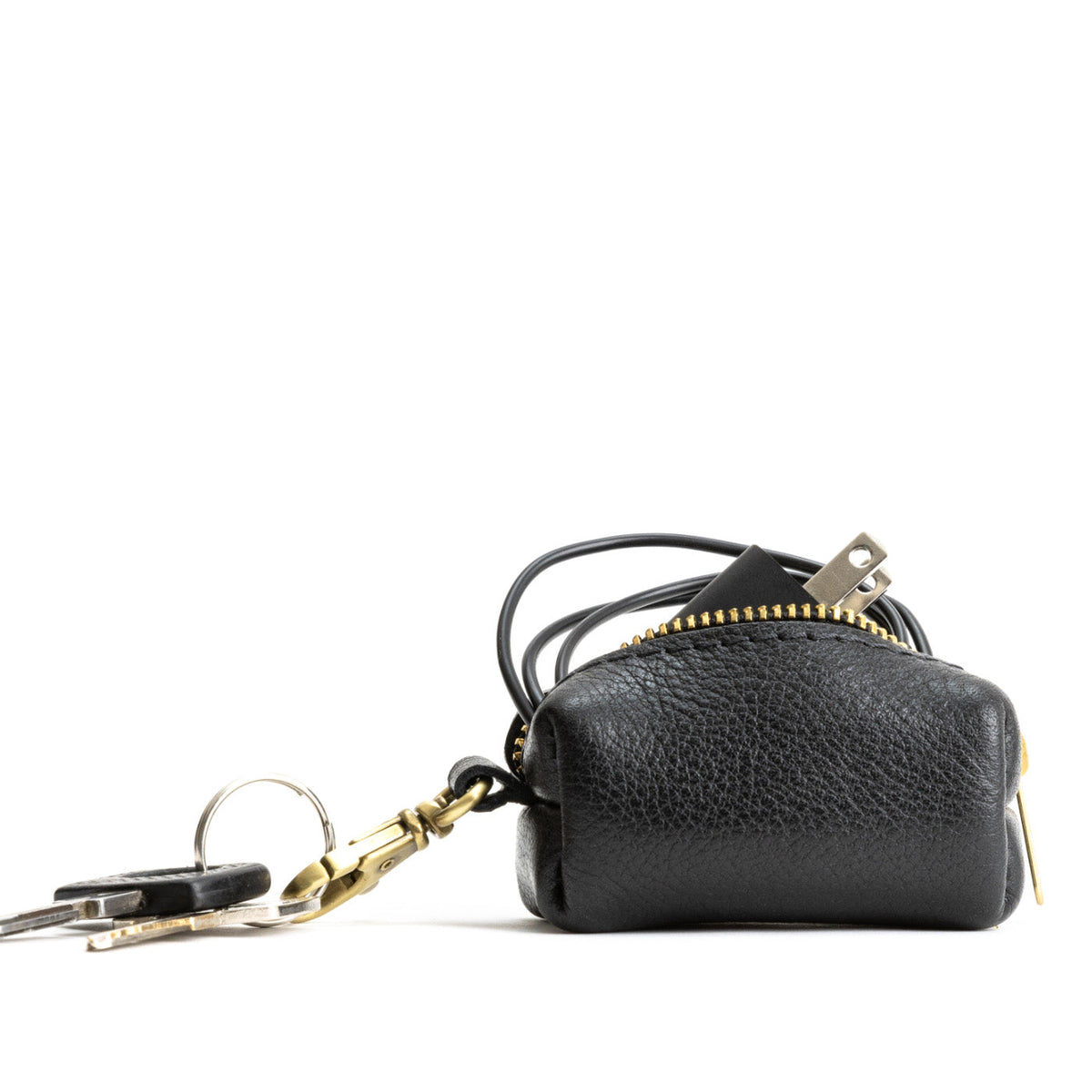 Pebbled--black | Leather small keychain pouch