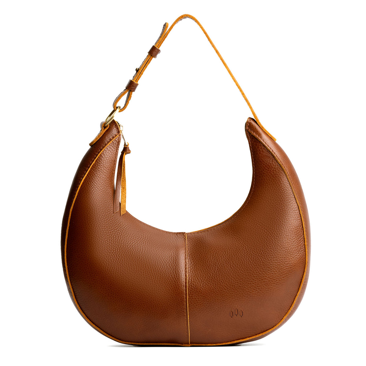 Nuez*Large | Crescent shaped shoulder bag with zipper closure and adjustable strap
