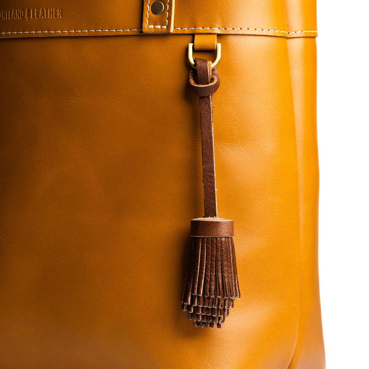 Carajillo | Pom-pom style with tiered leather fringe